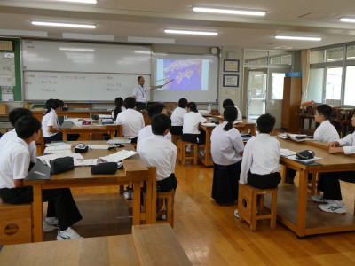 P1002483