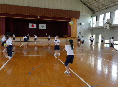 P1002557