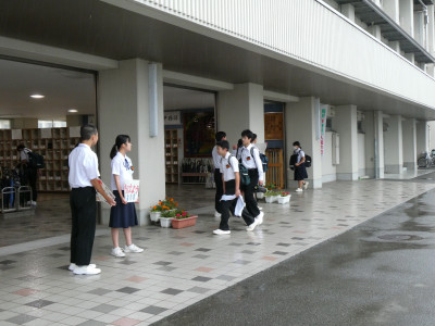 P1002781