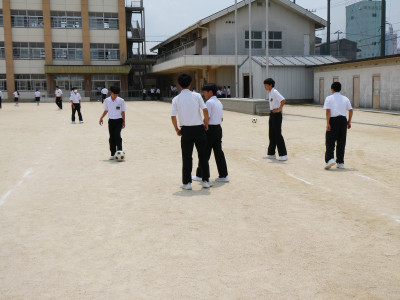 P1002946
