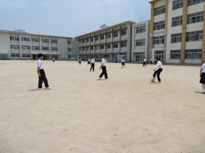 P1002947