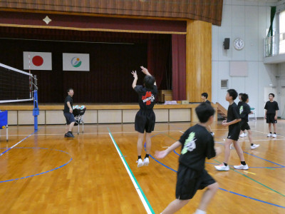 P1003478