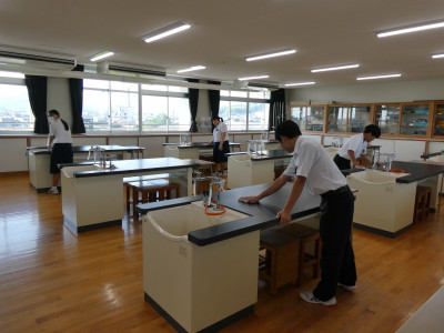 P1003973